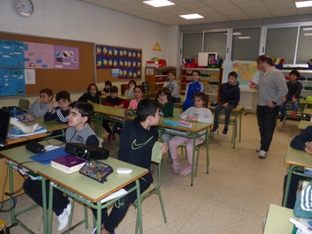 Charla dor de costas