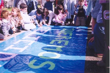 Preparando a pancarta