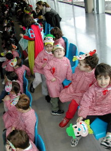 As m&aacute;scaras perden a paciencia