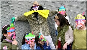 Un grupi&ntilde;o co seu Meco