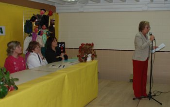 Dona Elena pecha a entrega de diplomas