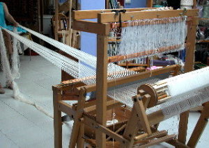 Tensando a urdime dende o orgo do li&ntilde;o