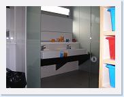 005 * 640 x 480 * (57KB)