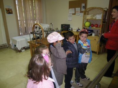 לחץ לתצוגת גודל מלא