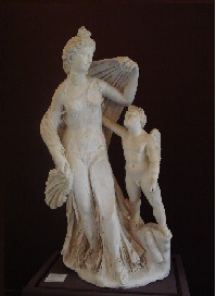 DSC00253 - Afrodite ed Eros - Scultura tardo-ellenistica - Foto G. Dall'Orto.jpg