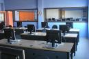 Aulas de ordenadores: 203-211. Dispoñen de entre 17 e 21 ordenadores e canón