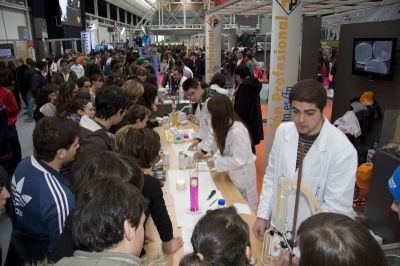 Hemen sakatu irudia tamaina osoan ikusteko