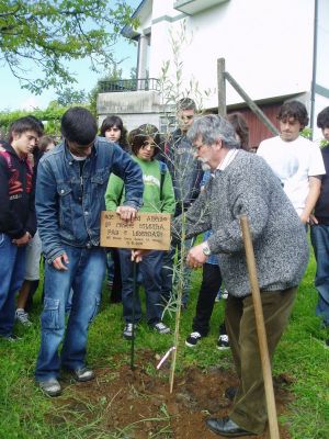 Натиснете за да видите снимката уголемена