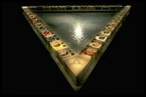 The Dinner Party.  Obra colectiva de Judi Chicago